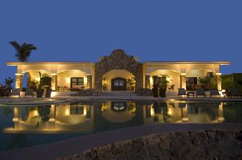 Serena Hotel and Residences