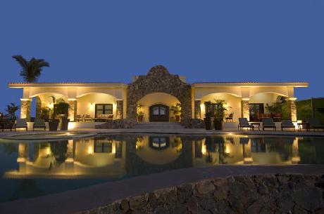 Serena Hotel and Residences