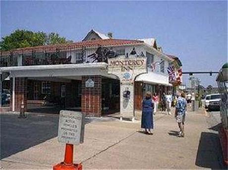 Monterey Inn - Bayfront