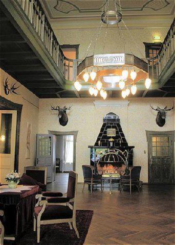 Ammende Villa Hotel and Restaurant