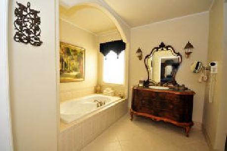 The Wildwood Inn Boutique Hotel