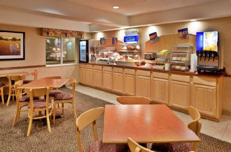 Holiday Inn Express WARRENTON