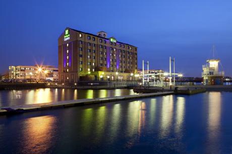 Holiday Inn Express MANCHESTER - SALFORD QUAYS