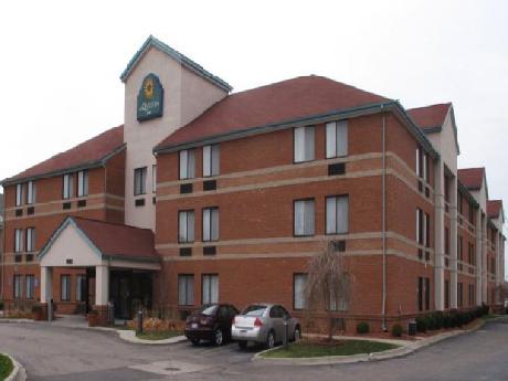 La Quinta Inn Detroit Airport Romulus