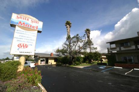Silver Surf Motel