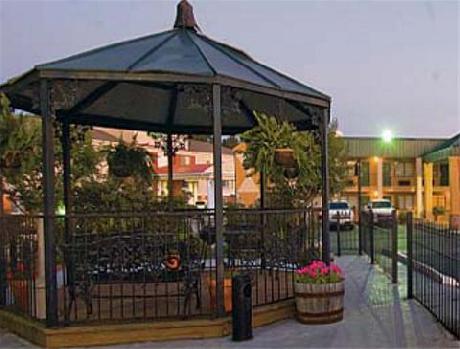 Days Inn Natchitoches