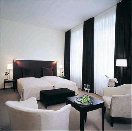 Steigenberger Hotel Metropolitan