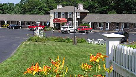 Olde Tavern Motel and Inn