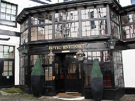 The George Hotel Town Centre