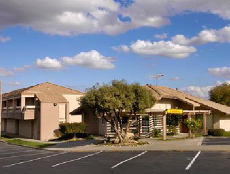 Super 8 Kettleman City