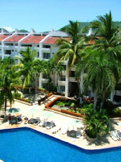 Mision Ixtapa Palace