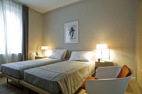 Escalus Luxury Suites