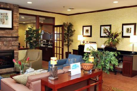 Holiday Inn Express LAPEER