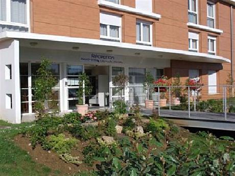 RESIDHOTEL LES HAUTS D ANDILLY