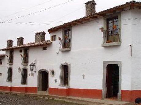 Hotel Casona De Manzano Bed And Breakfast