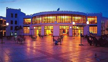 Golden Tulip Dar Es Salaam