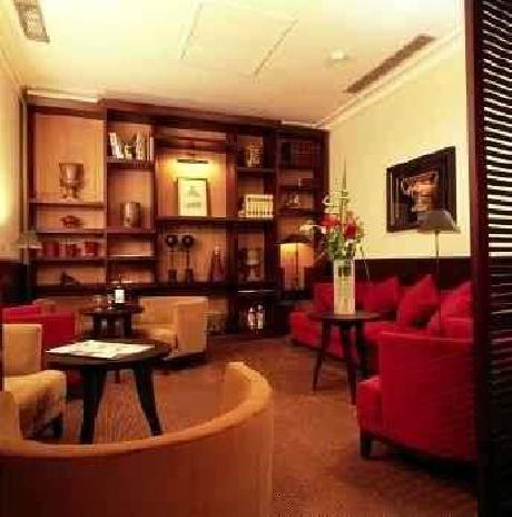 Exclusive Hotel Montfleuri Arc de Triomphe