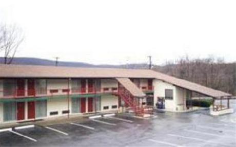 Econo Lodge Near West Point