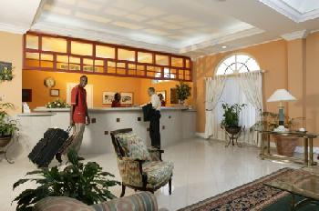 Knutsford Court Hotel