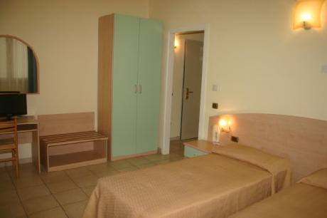 FORMULA INTERNATIONAL ROSOLINA