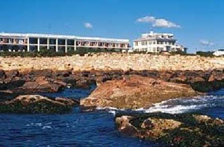 Bass Rocks Ocean Inn