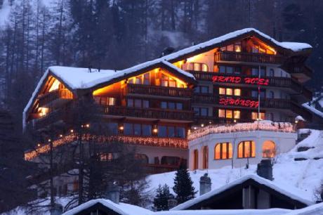 Schoenegg Swiss Q Chalet Hotel