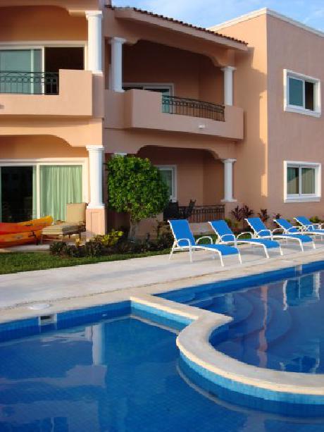 Aventuras Club Condo Hotel