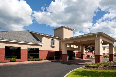 Holiday Inn Express OAKWOOD VILLAGE