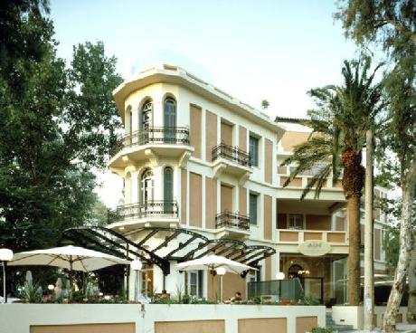 KEFALARI SUITES HOTEL