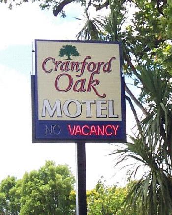 Cranford Oak Motel