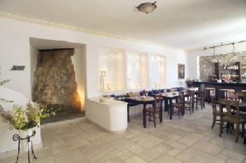 Art Hotel Pelican Bay