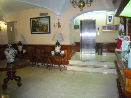 COURTNEY Aff Excalibur Reforma