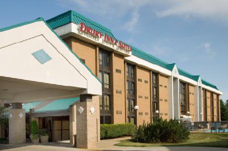 Drury Inn and Suites Westport