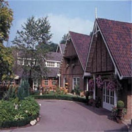 Hampshire Classic - Landhuishotel De Bloemenbeek ENS