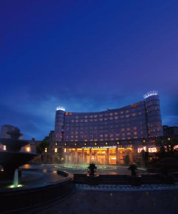 Royal Hotel International