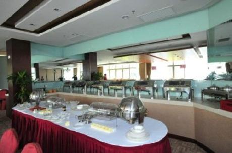 Cypress Garden Hotel Hongqiao Airport