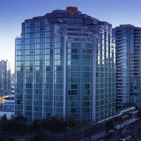 Aviawest in Vancouver