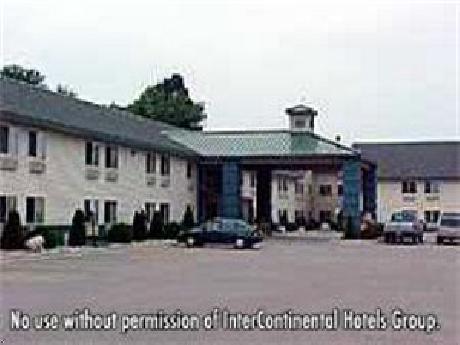 Holiday Inn Express CLARE