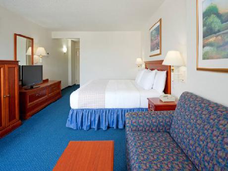 La Quinta Inn & Suites DFW Airport South / Irving
