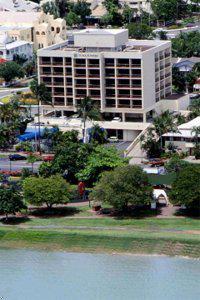 Cairns Plaza Hotel