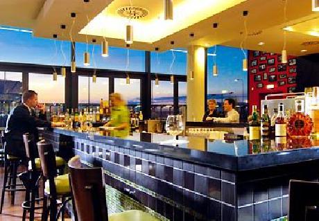 Courtyard Prague Airport