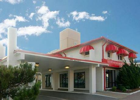 Econo Lodge on the Ocean