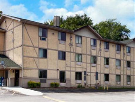 Super 8 Suffolk Tidewater