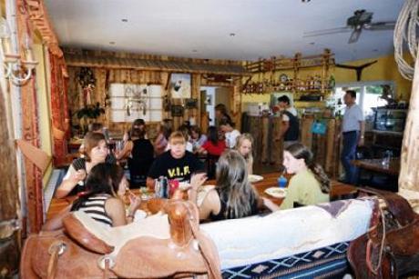 San Jon - Reitstall und Saloon