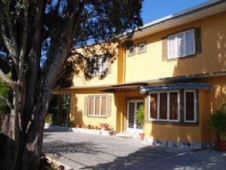 L Orchidee Boutique Hotel