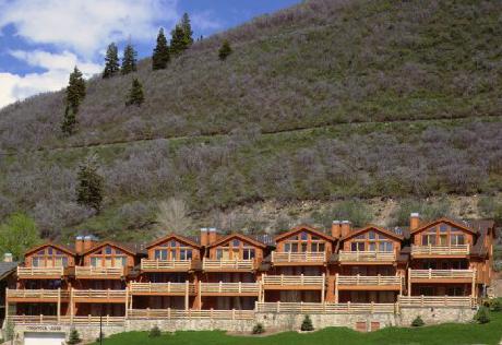 Comstock Lodge by ResortQuest