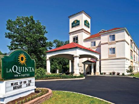 La Quinta Inn & Suites Latham Albany Airport