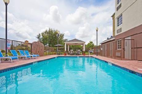 Candlewood Suites MIAMI AIRPORT WEST