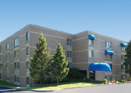Comfort Inn West