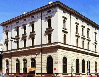 Acc-Nifos City-Inn Hotel